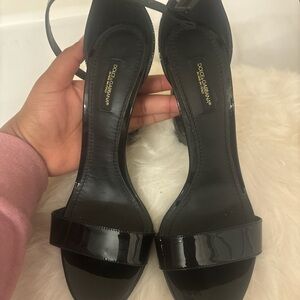Dolce & Gabbana Glossy Black Heels